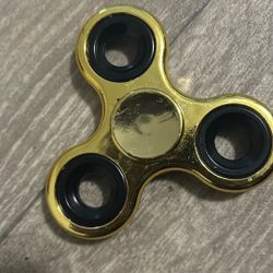 Fidget spinner