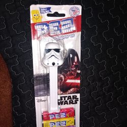Star Wars PEZ candy and Dispenser Collectible