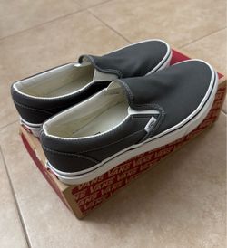 Vans Classic Slip-On Sneakers - Charcoal/Grey - Size 9.5 M/11 W