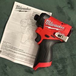 Milwaukee M12 FUEL 1/4” Hex Impact Driver (3453-20)