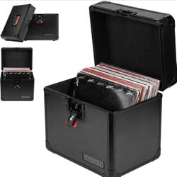 Gator Cases ONYX Series Stackable Case for 50-70 12" Vinyl Records with Reccessed Twist Latches and Rubber-Gripped Handles (G-ONYX-VINYL-1270)  HOLDS 
