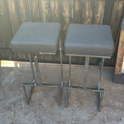 Bar Stools 