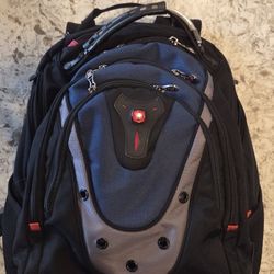 Wenger Backpack $110 New, Selling $40