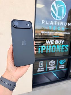 iPhone 17 air Att or cricket only 256Gb