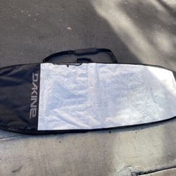 6’6 Dakine Surfboard Bag