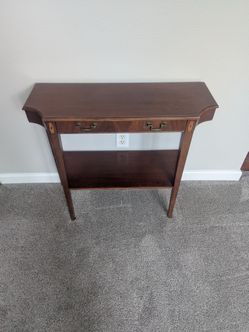 Mahogany wood table