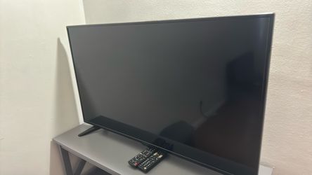 Insignia TV 42inch