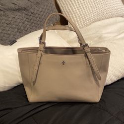New Tory Burch Triple Compartment Tote Med. 