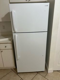Insignia Fridge