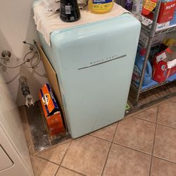 Refrigerator Small