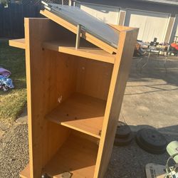 FREE TV STAND 