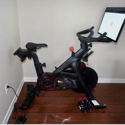 Peloton Bike+ with Rotating Screen – Excellent Condition