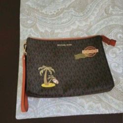 Michael Kors Wristlet