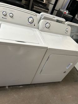 Amana washer and dryer set