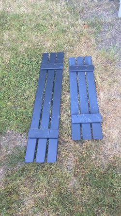 Pairs of aluminum shutters