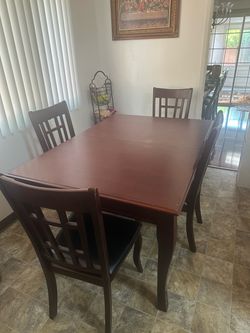 Dinning Table and chairs