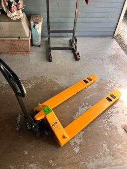 Pallet jack 5500 Capacity