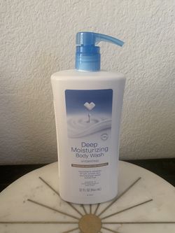 CVS Beauty Deep Moisturizing  Body Wash 32z.  / 32 FL OZ (946 mL)  New   $9.00 each