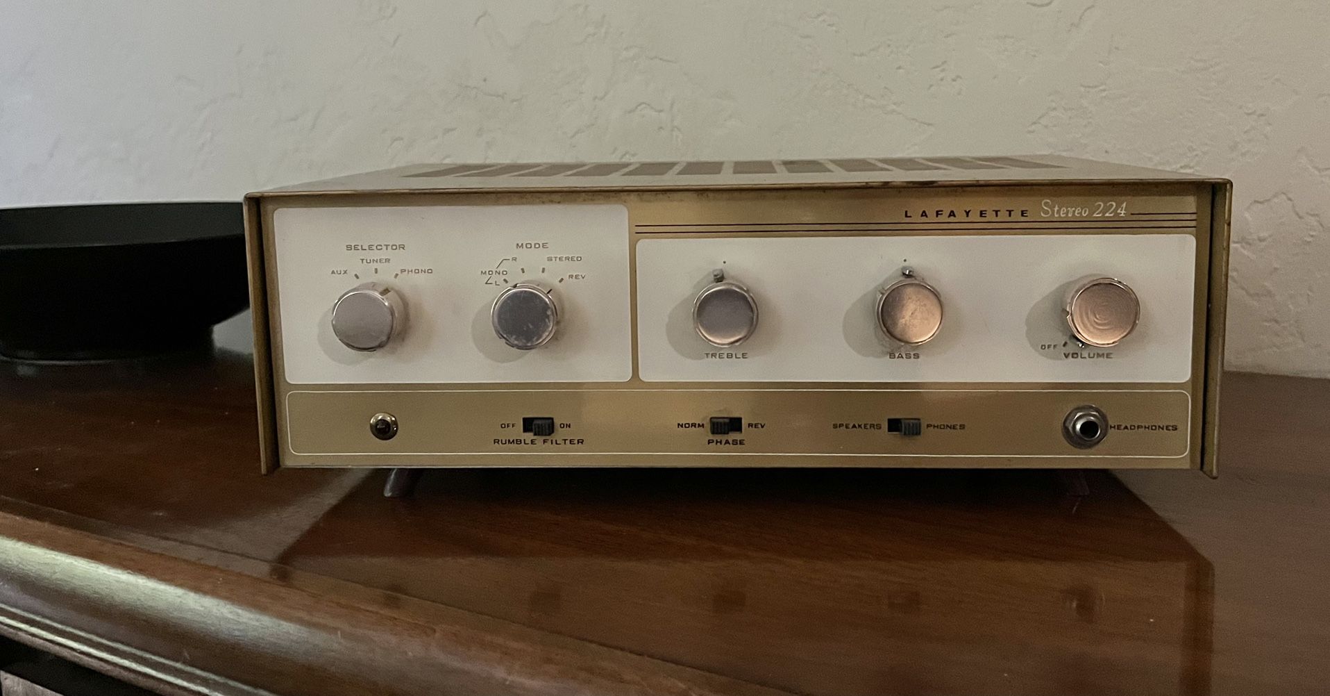 Vintage Integrated Tube Amplifier