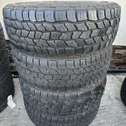 Cooper discoverer AT3 LT245/70R17 