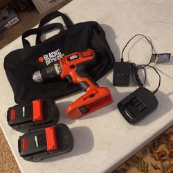 Black n Decker 18V Cordless Drill and accessories 