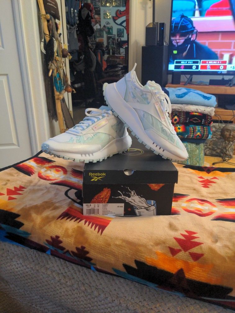 Reebok Hot Ones Sneakers