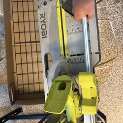 Ryobi wood cutting machine