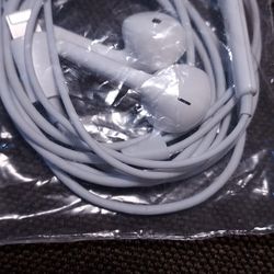 Apple Ear Pods / Lightning 