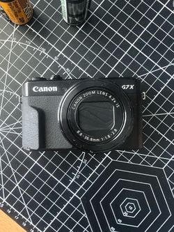 Canon Powershot G7x Mark II 20.1 MP Black Digital Camera