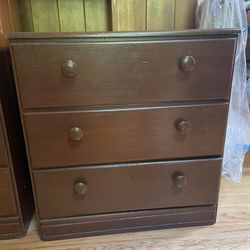 Twin Size Solid Bed Set With A 3 Drawer And 4 Drawer Dresser