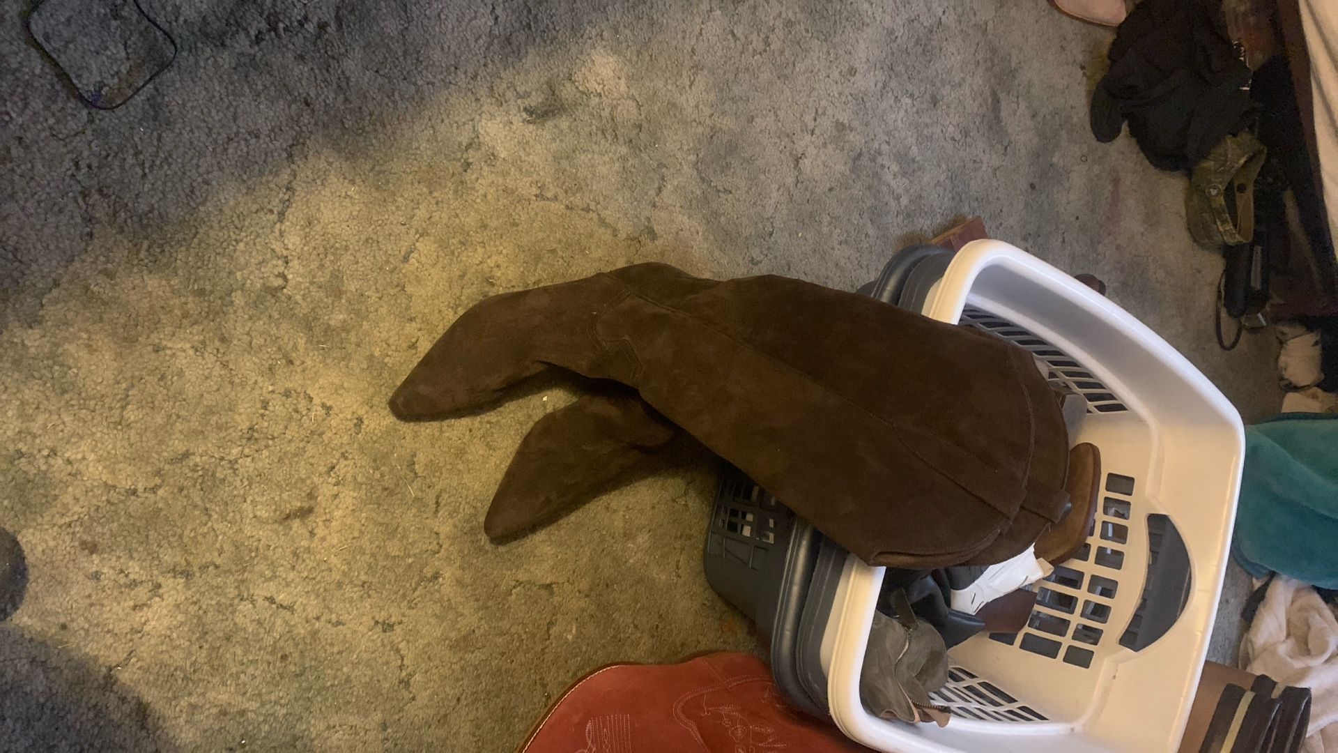 Knee High Ladies Heal Boots