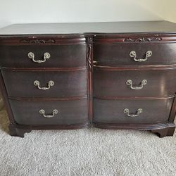 Antique 6-Drawer Wooden Dresser