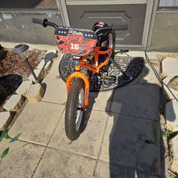 16 Lil 'BUBBA BINTAGE BMX RACING  MONGOOSE , BOYS BIKE  , IN NEW CONDITIONS , FOR ONLY , $35.