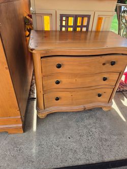 Dressers forsale