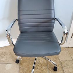 Grey Office Chair w/ Armrests