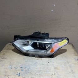 (175) 18-21 Chevy Chevrolet Traverse Left Headlight Headlamp Izquierdo Head Light Lamp Driver Side Lh Part Parts 2018 2019 2020 2021