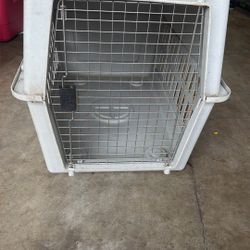 Free Médium Dog Kennel
