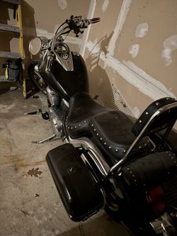 Kawasaki Vulcan 900cc Motorcycle