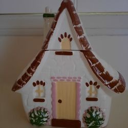 HOUSE COOKIE JAR