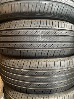 4 235-55-20 Michelins 