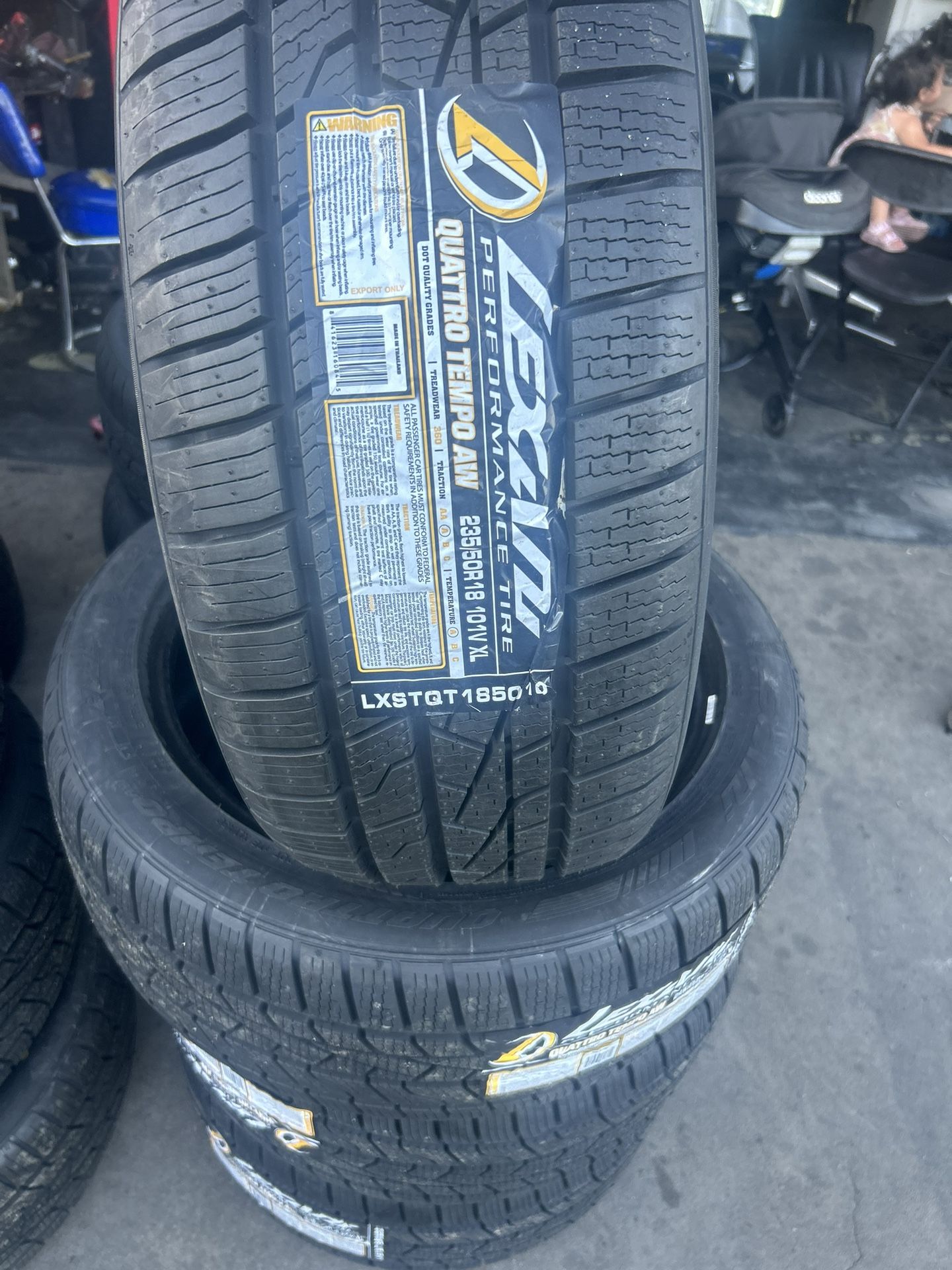 235/50r18 lexani Perfomance