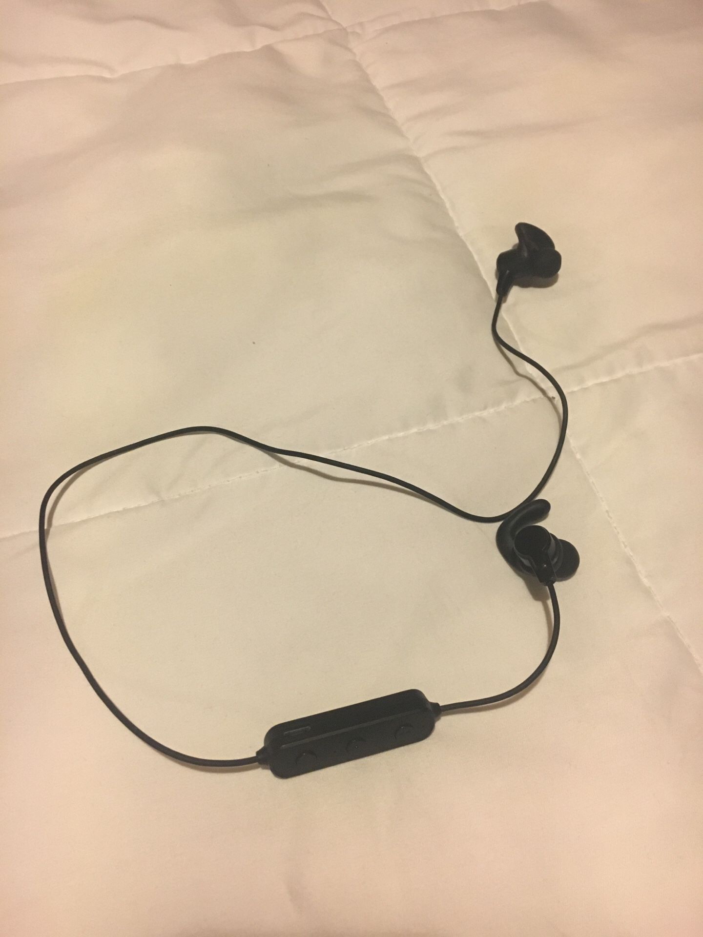 Onn Bluetooth earbuds 2019
