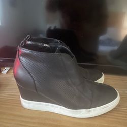 Wedge shoes 7 1/2