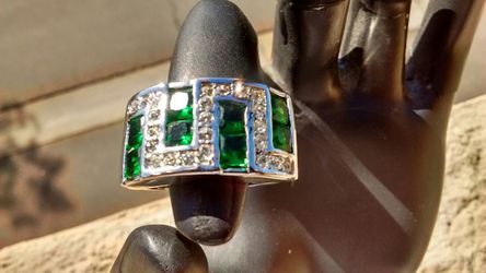 18K white gold plated ring size 10