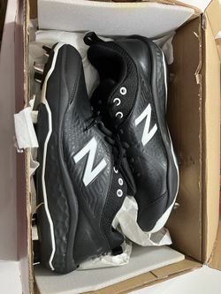 Men’s Cleats Size 11 New