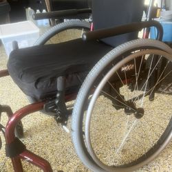Quickie 2 Lightweight Wheelchair 