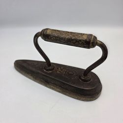Antique Sad Iron Metal Flat Iron Brown Curved Handle 12-C Heavy Vintage