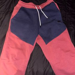 Nike Tech 