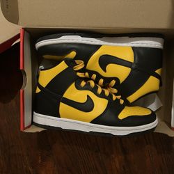 High Dunks 