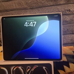 Ipad Pro 13 Inch W M4 Brand New For At T